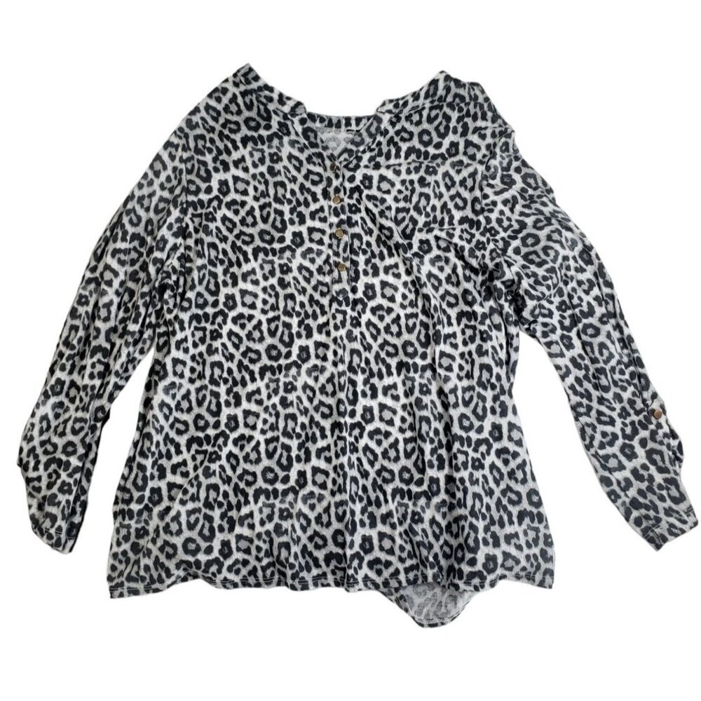 Black & white leopard‎ print blouse, size 1X